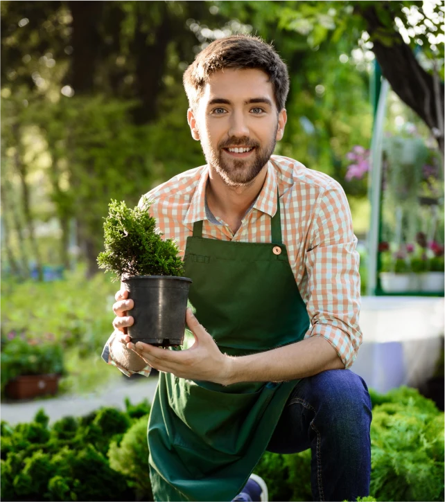 De Mori Jardins Paysagiste Saint Laurent Du Var Decouvrez Notre Equipe 1